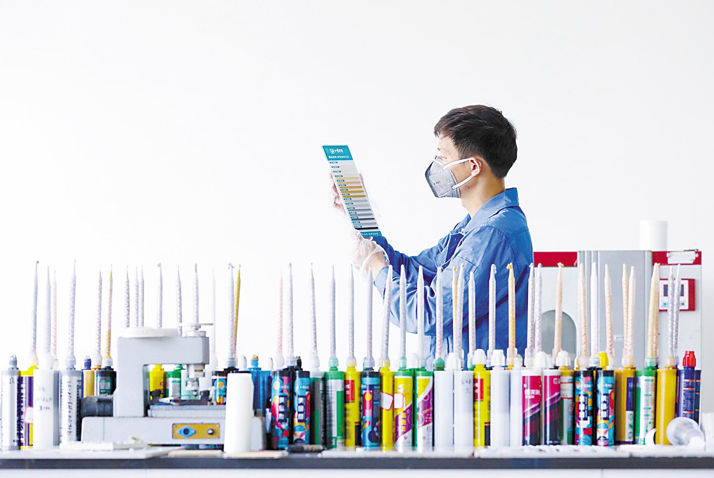 長(zhǎng)江邊，搬出一片新天地——湖北沿江化工企業(yè)“清零”后的新材料科技新篇